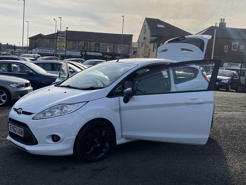 Ford Fiesta 1.6 Metal 3dr 3dr Manual 2012