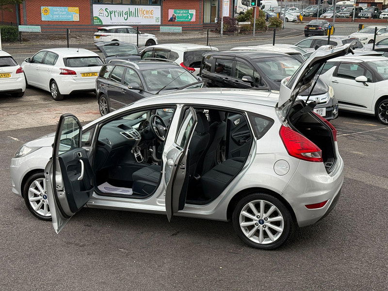 Ford Fiesta 1.6 TDCi ECOnetic DPF 5dr 5dr Manual 2011