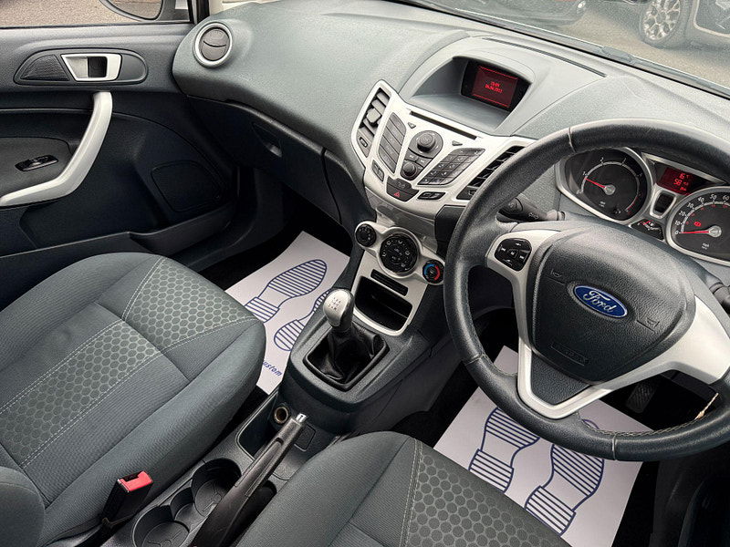Ford Fiesta 1.6 TDCi ECOnetic DPF 5dr 5dr Manual 2011