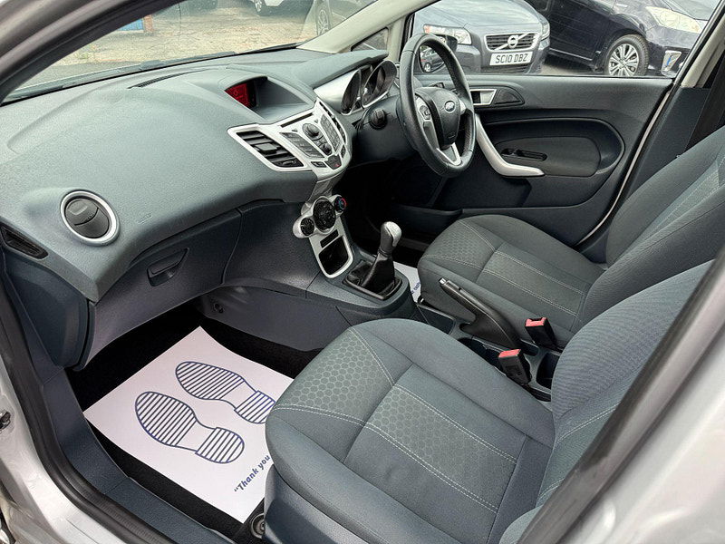 Ford Fiesta 1.6 TDCi ECOnetic DPF 5dr 5dr Manual 2011