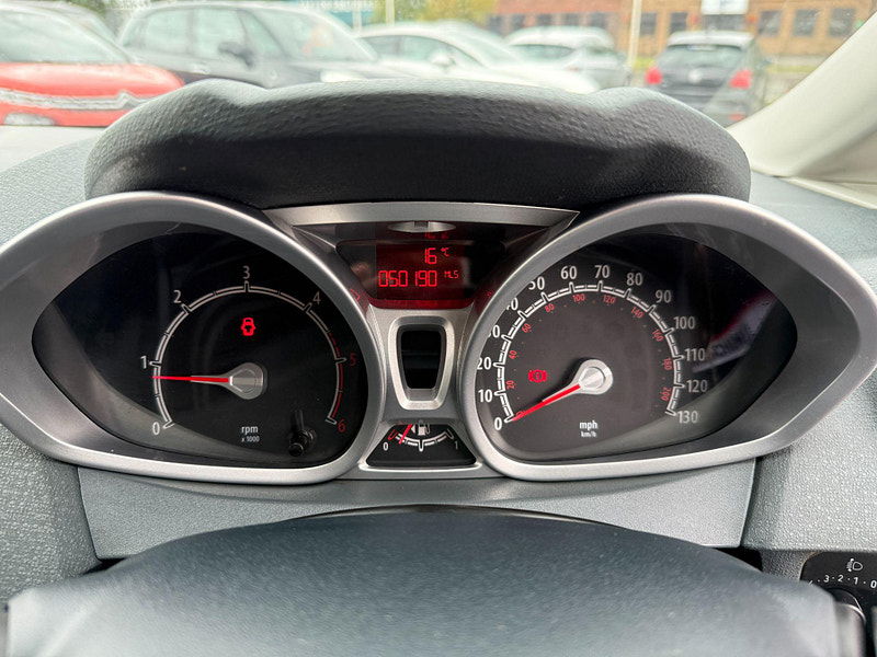 Ford Fiesta 1.6 TDCi ECOnetic DPF 5dr 5dr Manual 2011