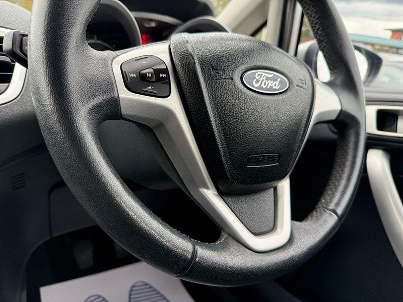 Ford Fiesta 1.6 TDCi ECOnetic DPF 5dr 5dr Manual 2011