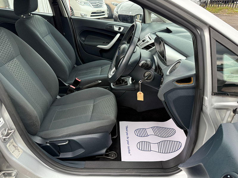 Ford Fiesta 1.6 TDCi ECOnetic DPF 5dr 5dr Manual 2011