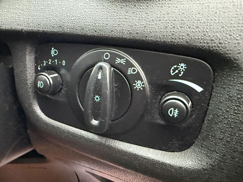 Ford Fiesta 1.6 Titanium Powershift Euro 5 5dr 5dr Automatic 2013