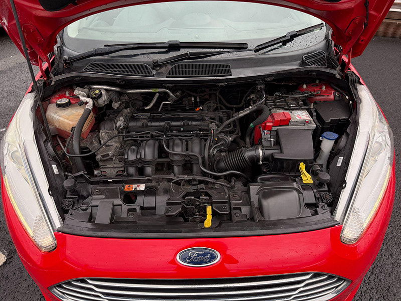 Ford Fiesta 1.6 Titanium Powershift Euro 5 5dr 5dr Automatic 2013
