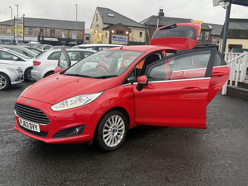 Ford Fiesta 1.6 Titanium Powershift Euro 5 5dr 5dr Automatic 2013