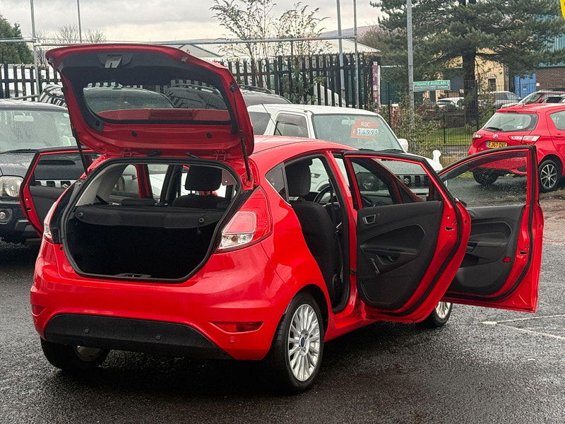 Ford Fiesta 1.6 Titanium Powershift Euro 5 5dr 5dr Automatic 2013