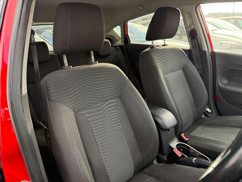 Ford Fiesta 1.6 Titanium Powershift Euro 5 5dr 5dr Automatic 2013