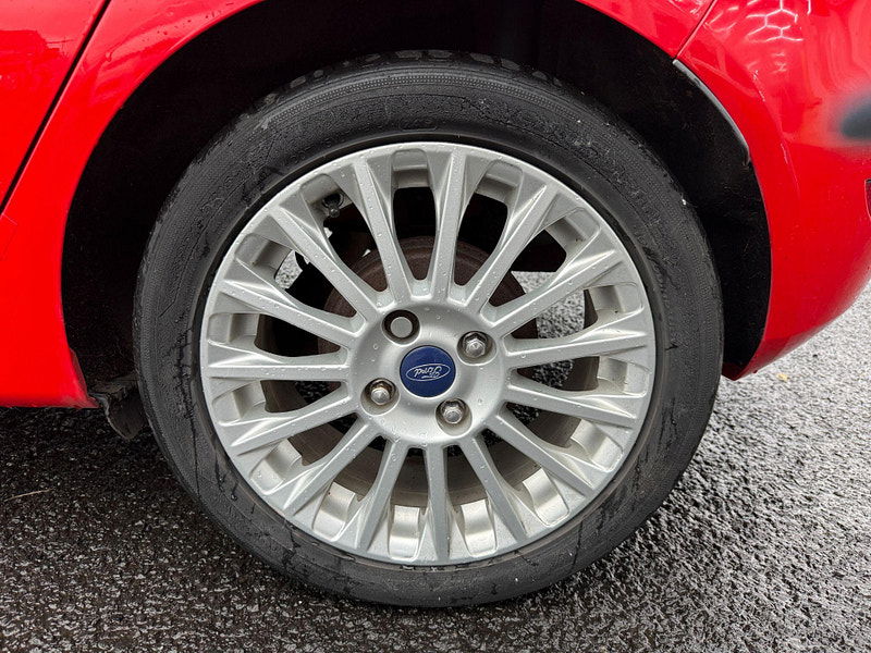 Ford Fiesta 1.6 Titanium Powershift Euro 5 5dr 5dr Automatic 2013