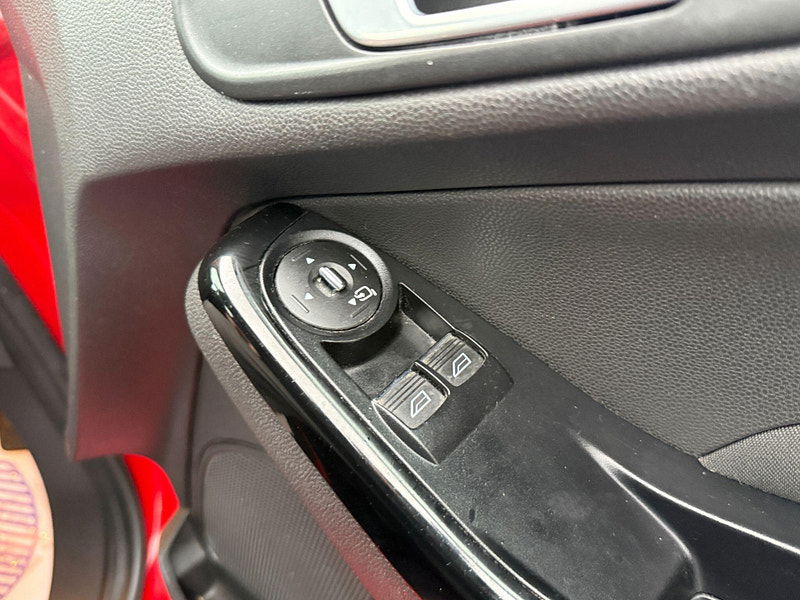 Ford Fiesta 1.6 Titanium Powershift Euro 5 5dr 5dr Automatic 2013