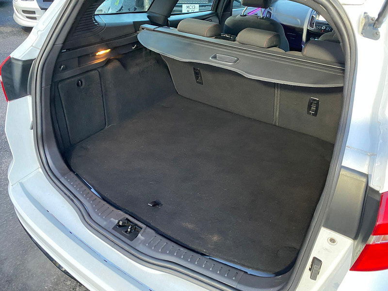 Ford Focus 1.0T EcoBoost ST-Line Auto Euro 6 (s/s) 5dr 5dr Automatic 2017