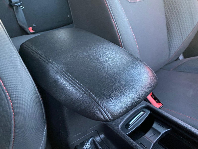 Ford Focus 1.0T EcoBoost ST-Line Auto Euro 6 (s/s) 5dr 5dr Automatic 2017