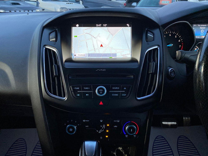 Ford Focus 1.0T EcoBoost ST-Line Auto Euro 6 (s/s) 5dr 5dr Automatic 2017