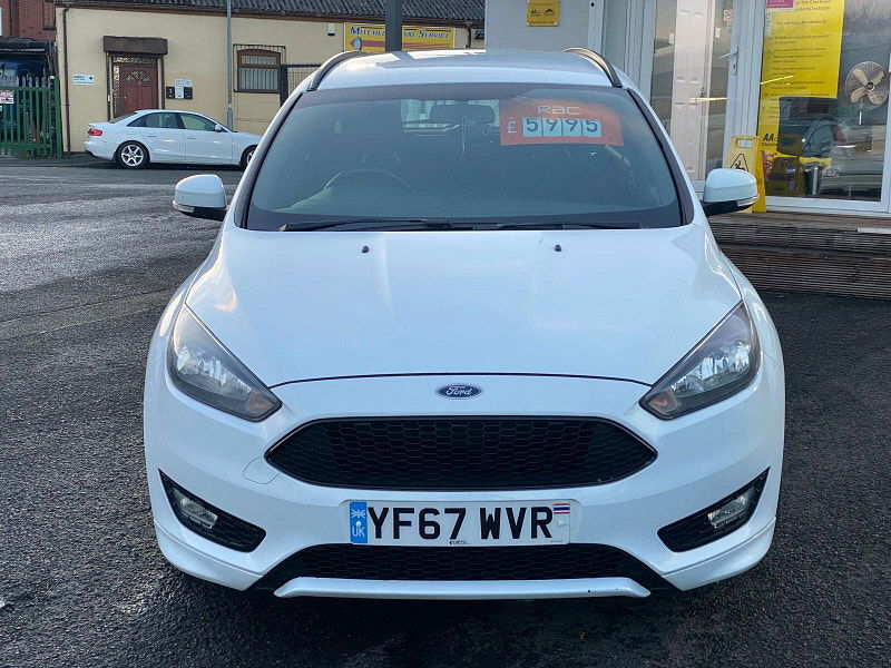 Ford Focus 1.0T EcoBoost ST-Line Auto Euro 6 (s/s) 5dr 5dr Automatic 2017
