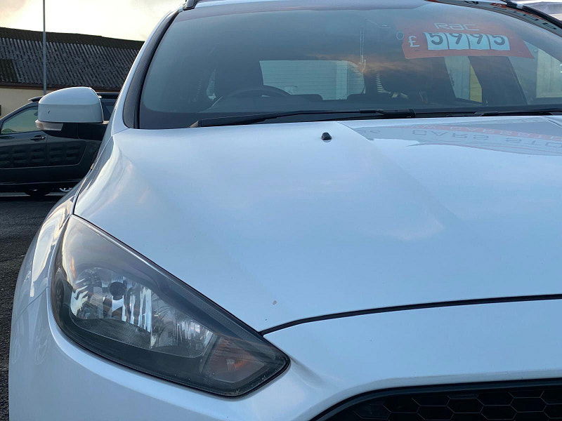 Ford Focus 1.0T EcoBoost ST-Line Auto Euro 6 (s/s) 5dr 5dr Automatic 2017