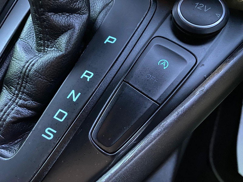 Ford Focus 1.0T EcoBoost ST-Line Auto Euro 6 (s/s) 5dr 5dr Automatic 2017