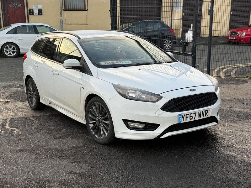 Ford Focus 1.0T EcoBoost ST-Line Auto Euro 6 (s/s) 5dr 5dr Automatic 2017