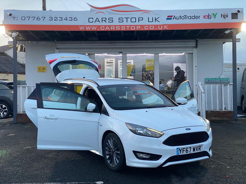 Ford Focus 1.0T EcoBoost ST-Line Auto Euro 6 (s/s) 5dr 5dr Automatic 2017