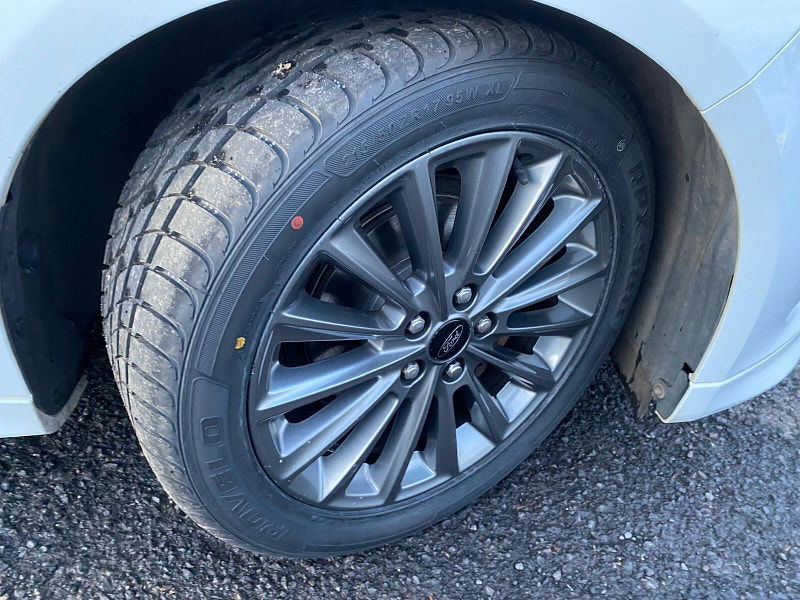 Ford Focus 1.0T EcoBoost ST-Line Auto Euro 6 (s/s) 5dr 5dr Automatic 2017