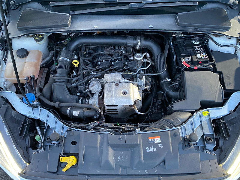 Ford Focus 1.0T EcoBoost ST-Line Auto Euro 6 (s/s) 5dr 5dr Automatic 2017