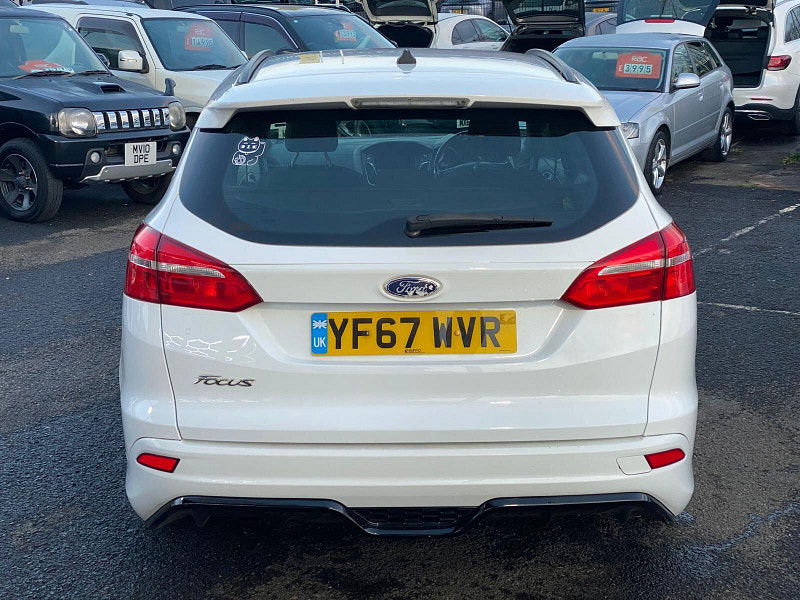 Ford Focus 1.0T EcoBoost ST-Line Auto Euro 6 (s/s) 5dr 5dr Automatic 2017