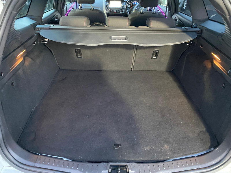 Ford Focus 1.0T EcoBoost ST-Line Auto Euro 6 (s/s) 5dr 5dr Automatic 2017