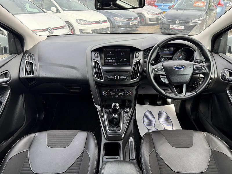 Ford Focus 1.0T EcoBoost Titanium X Euro 6 (s/s) 5dr 5dr Manual 2015