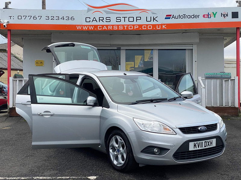 Ford Focus 1.6 Sport Auto 5dr 5dr Automatic 2011