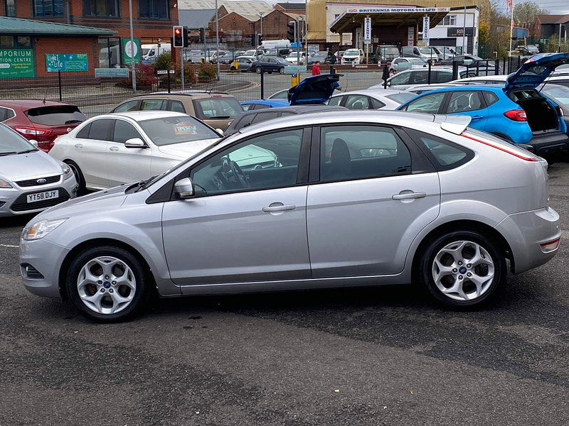 Ford Focus 1.6 Sport Auto 5dr 5dr Automatic 2011