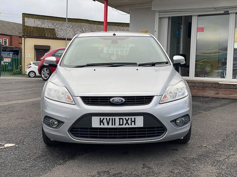 Ford Focus 1.6 Sport Auto 5dr 5dr Automatic 2011