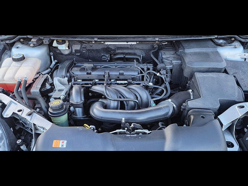 Ford Focus 1.6 Zetec 5dr 5dr Automatic 2010