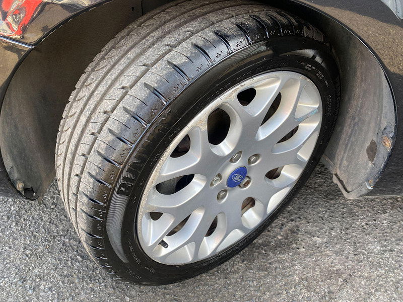 Ford Focus 1.6 Zetec 5dr 5dr Manual 2009