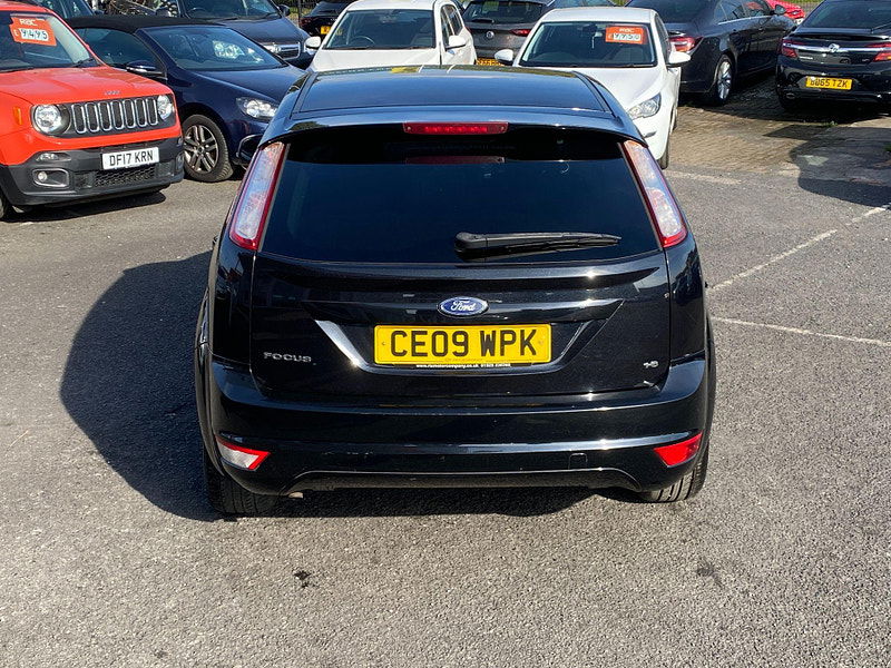 Ford Focus 1.6 Zetec 5dr 5dr Manual 2009