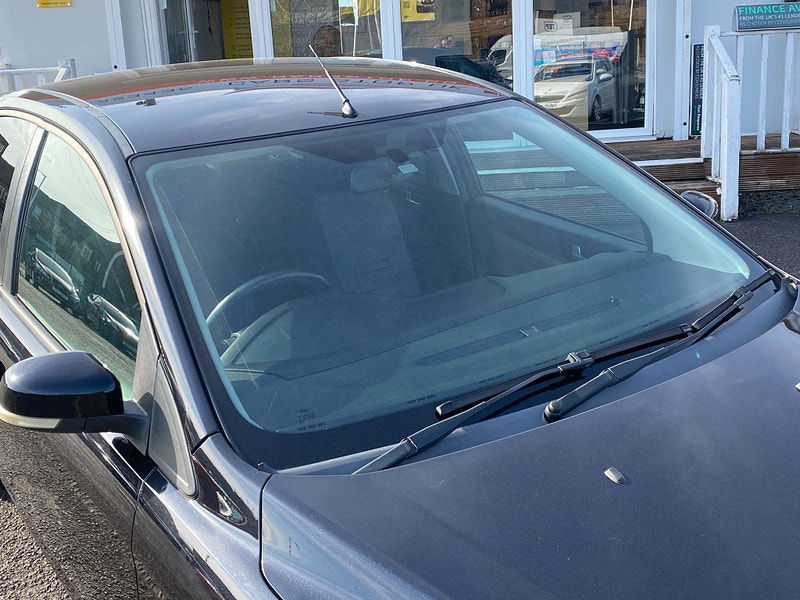 Ford Focus 1.6 Zetec 5dr 5dr Manual 2009