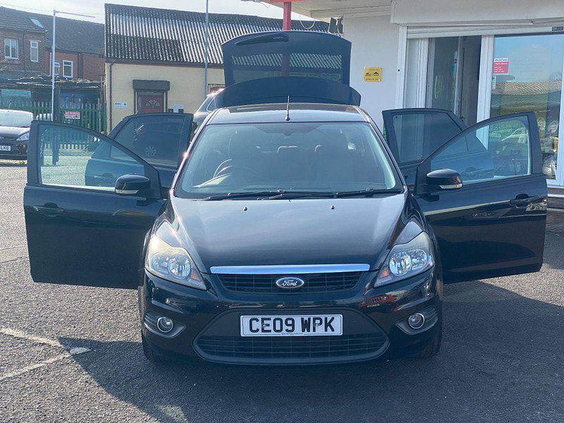 Ford Focus 1.6 Zetec 5dr 5dr Manual 2009