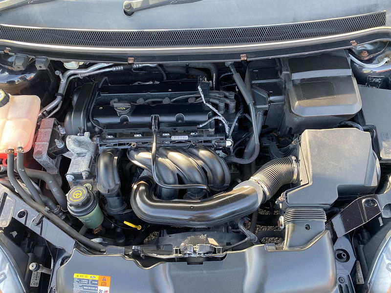 Ford Focus 1.6 Zetec 5dr 5dr Manual 2009