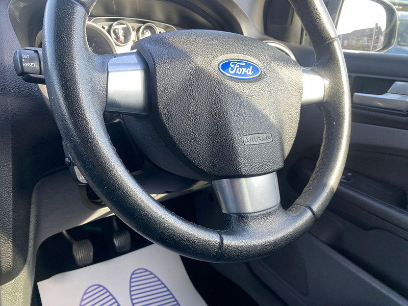 Ford Focus 1.6 Zetec 5dr 5dr Manual 2009