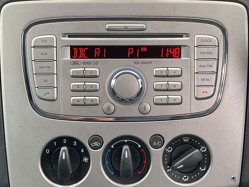 Ford Focus 1.6 Zetec 5dr 5dr Manual 2009