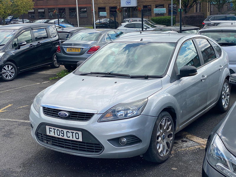 Ford Focus 1.6 Zetec 5dr 5dr Manual 2009