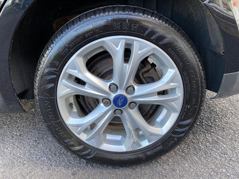 Ford S-Max 2.0 TDCi Titanium Euro 5 5dr 5dr Manual 2014