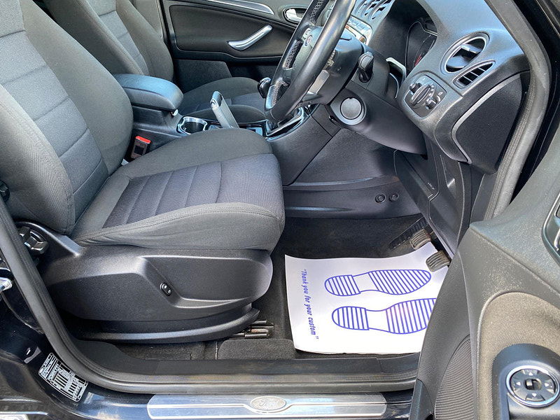 Ford S-Max 2.0 TDCi Titanium Euro 5 5dr 5dr Manual 2014