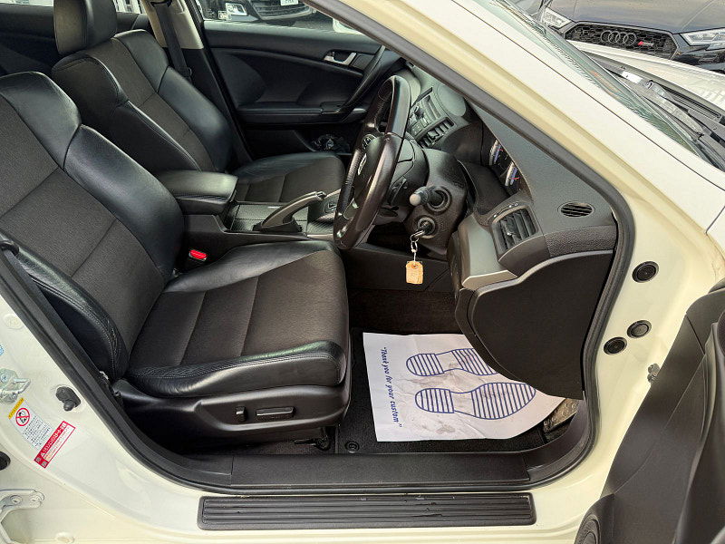 Honda Accord Honda Accord 2.4 i-VTEC EX Tourer Auto Euro 5 5dr 5dr Automatic 2010