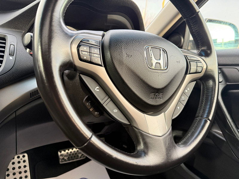 Honda Accord Honda Accord 2.4 i-VTEC EX Tourer Auto Euro 5 5dr 5dr Automatic 2010