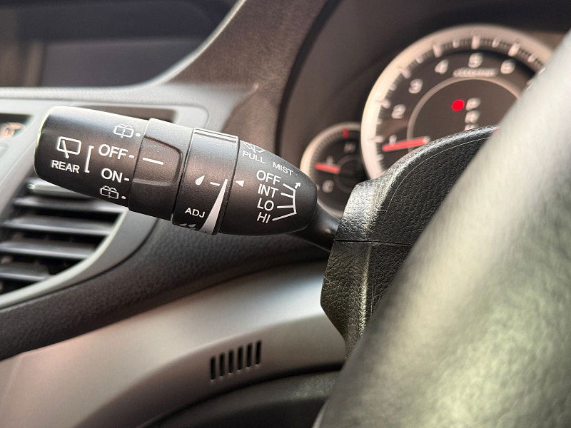 Honda Accord Honda Accord 2.4 i-VTEC EX Tourer Auto Euro 5 5dr 5dr Automatic 2010