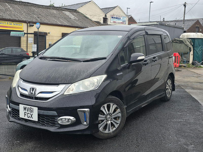 Honda Freed  0dr  2012