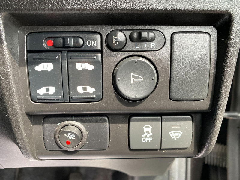 Honda Freed 1.5 PETROL HYBRID 7 SEATER 5d 5dr Automatic 2012
