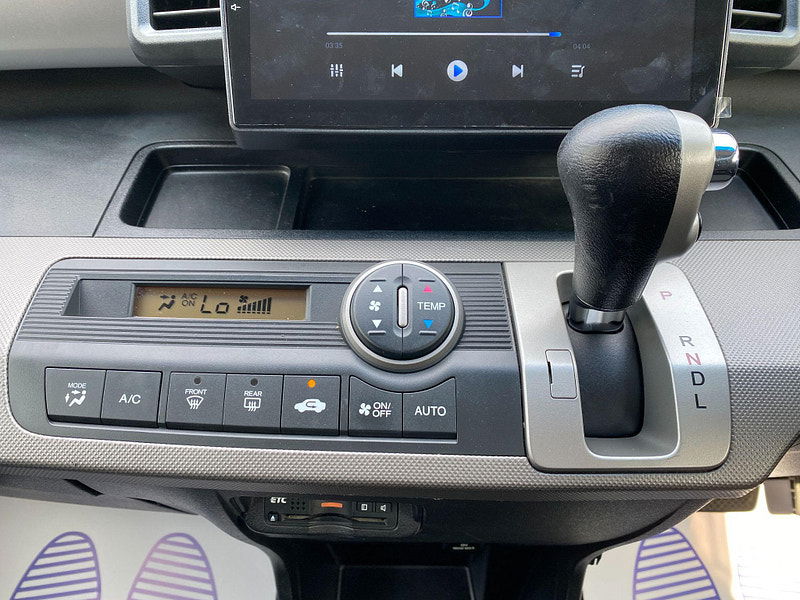 Honda Freed 1.5 PETROL HYBRID 7 SEATER 5dr 0dr  2014