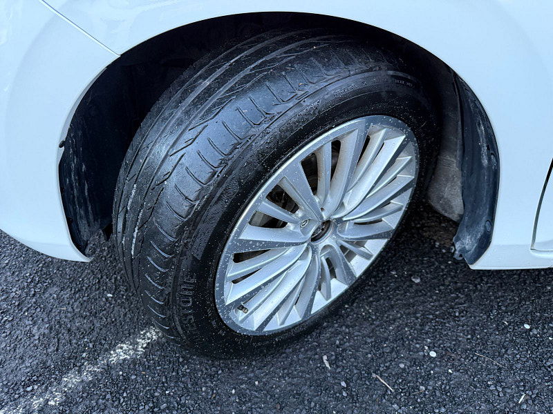 Honda Freed Honda Freed HYBRID - AUTO - G HONDA SENSING 7 seater 1.5 5dr Automatic 2017