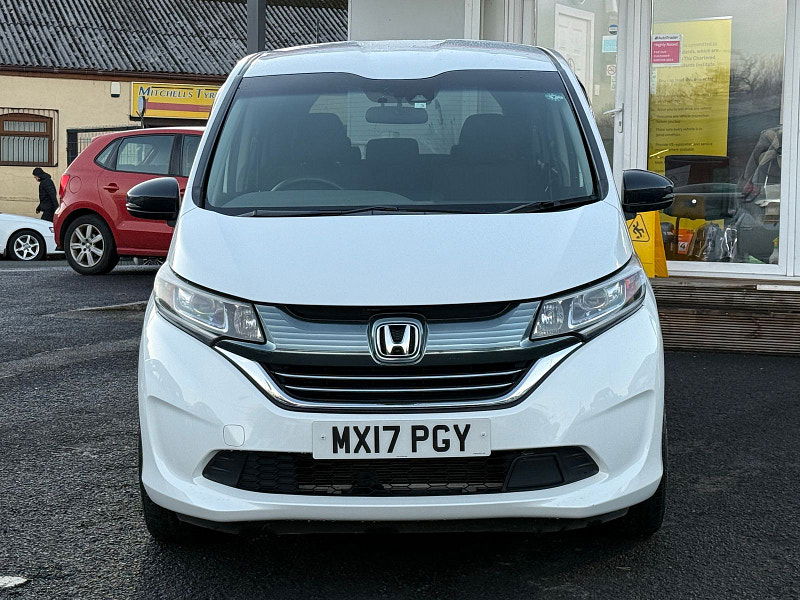 Honda Freed Honda Freed HYBRID - AUTO - G HONDA SENSING 7 seater 1.5 5dr Automatic 2017
