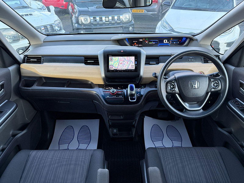Honda Freed HYBRID - AUTO - G HONDA SENSING 7 seater 0dr Automatic 2017